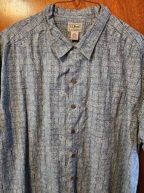 Men's 2XL L.L. Bean Blue Geometric Print Short Sleeve Button Down Shirt